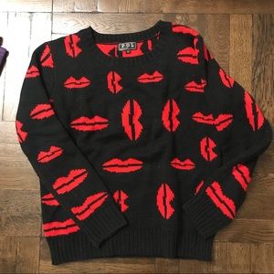 Lips sweater